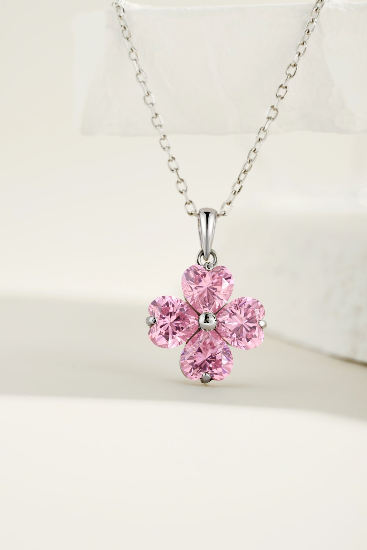 FLOWERHEART Necklace