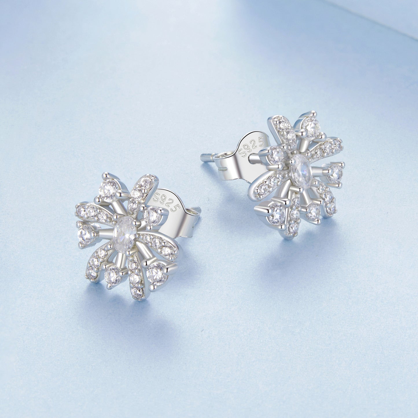 Blossom Radiance Stud Earring