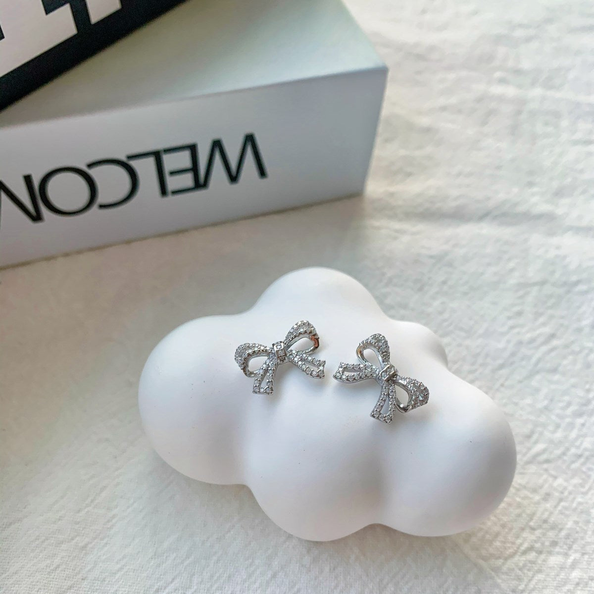Bow Stud Earring