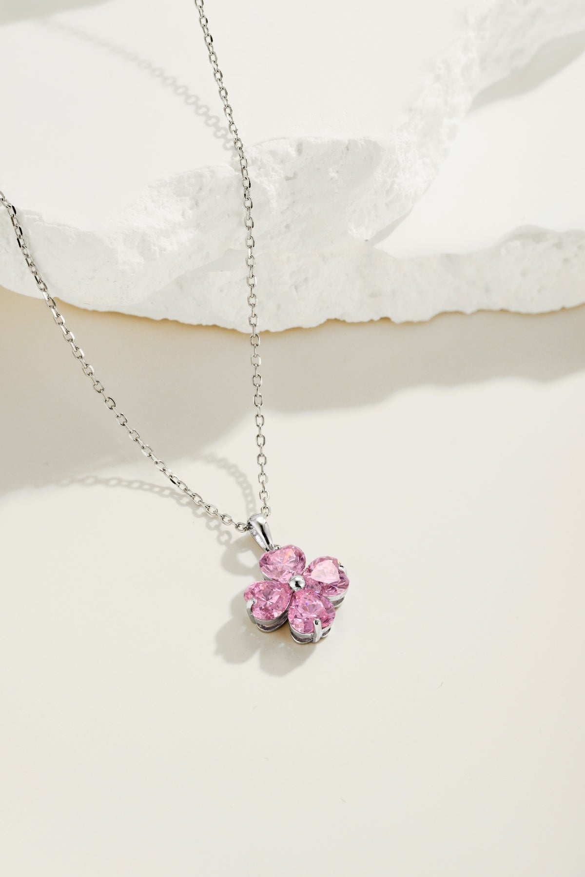 FLOWERHEART Necklace